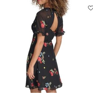 Kenzie Floral Embroidered Chiffon Black Dress 8‎ Keyhole Front Open Back
